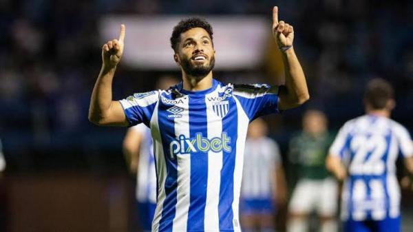  البرازيلي موراتو سادس أجانب  الخليج