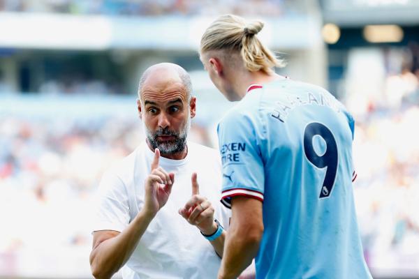 جوارديولا يطالب بالصبر على هالاند