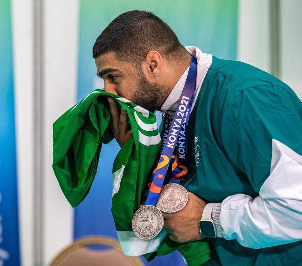 العثمان رباع في «رواية الإنجازات»