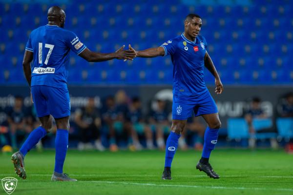ثنائية إيغالو ترجح كفة الهلال أمام الشعلة
