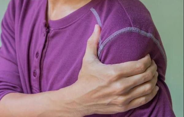 تظهر في الساقين والذراعين.. علامات مختلفة لأمراض القلب