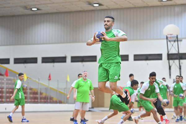 «قبضة الأخضر».. تبحث عن العالمية!