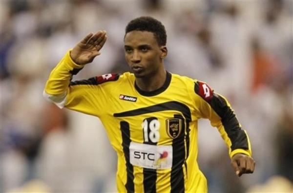 33 قائدا رفعوا كؤوس ودروع الدوري