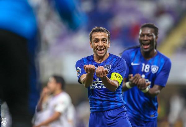 33 قائدا رفعوا كؤوس ودروع الدوري