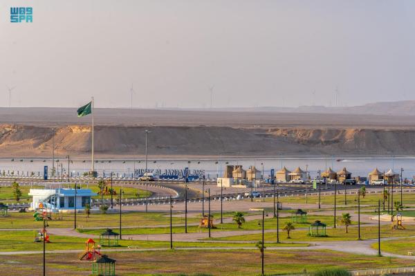 «دومة الجندل».. سياحة البحر والتراث والهواء الطلق