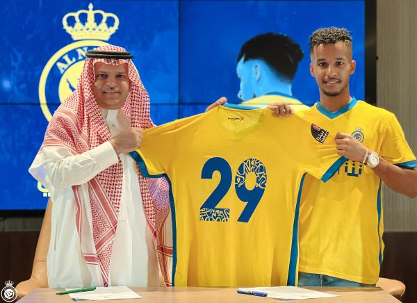 صيف النصر.. غريب!!