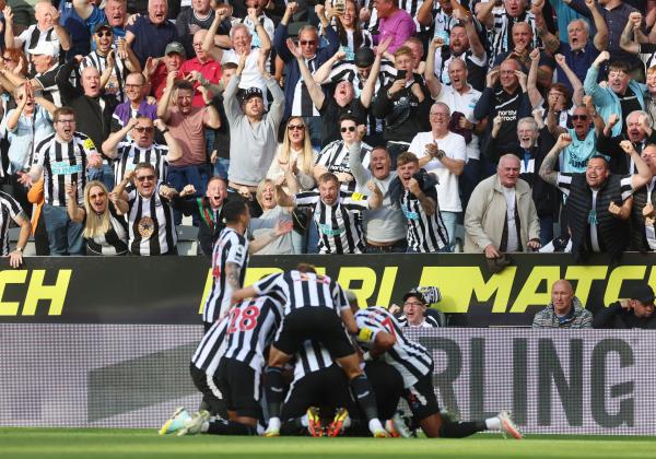 مانشستر سيتي يفلت من قبضة نيوكاسل