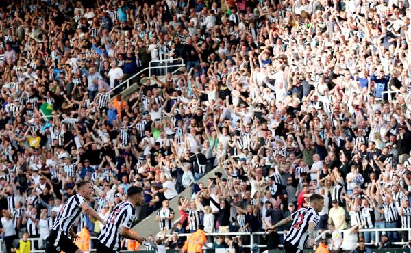 مانشستر سيتي يفلت من قبضة نيوكاسل