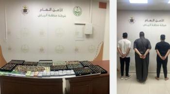 القبض على شخصين سرقا مصوغات ذهبية ونفذا عمليات احتيال بالرياض