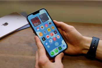 هاتف iphone14 الجديد- مشاع إبداعي