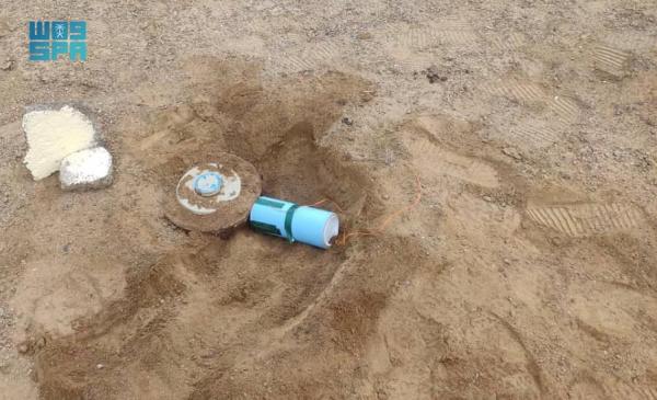 «مسام» يطهر أراضي اليمن من 921 لغما حوثيا