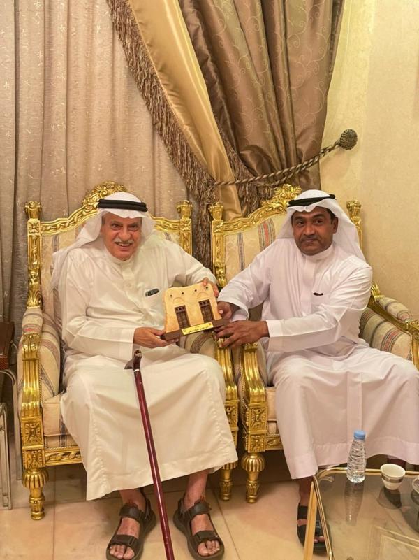 وفد نادي البحرين يزور الزياني