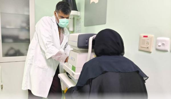 فحص نظر 150 طالبا بـ «محو الأمية» في العديد