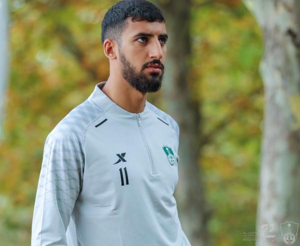 عبدلي يريد الرحيل عن الأهلي بسبب عدم الإستقرار 