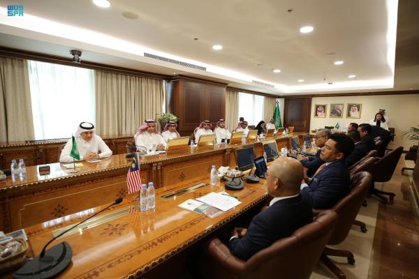 بحث فرص دعم الأمن الغذائي مع ماليزيا