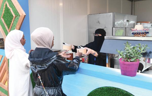 «ميفانا».. رواد أطباق أبها الشهيرة يتألقون «فوق الجبال»