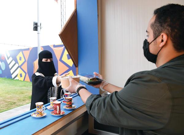 «ميفانا».. رواد أطباق أبها الشهيرة يتألقون «فوق الجبال»