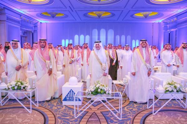أمير الشرقية يدشن مشاريع سكنية بضاحية الواجهة ومجتمع قَمرة