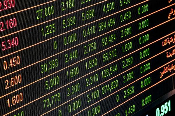 خسائر فادحة .. الأسهم الأوروبية في أدنى مستوى منذ شهر