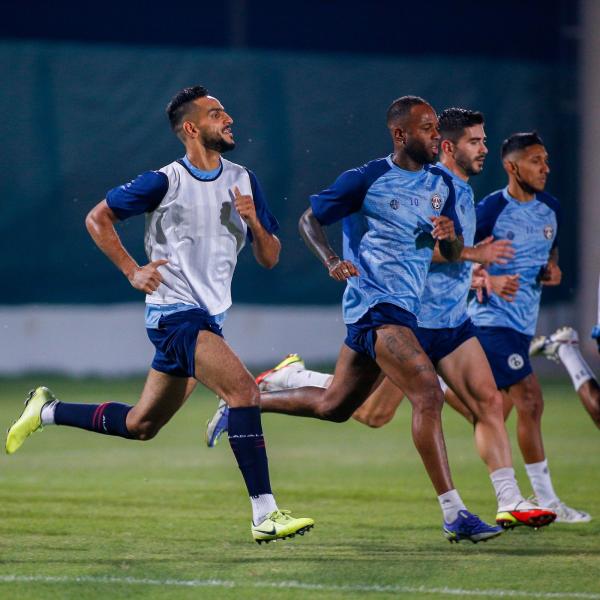 المناعي يطالب لاعبيه بالتركيز أمام الطائي