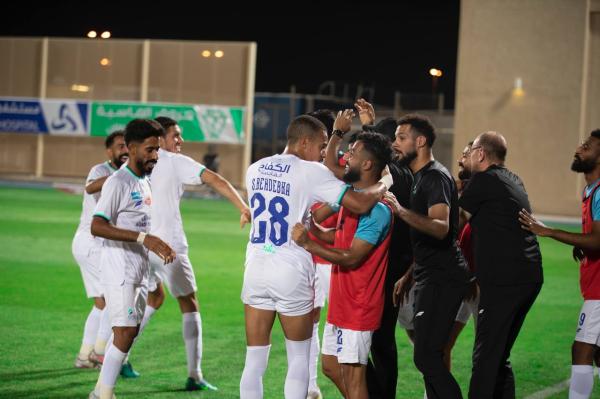 الفتح يقسو على الباطن