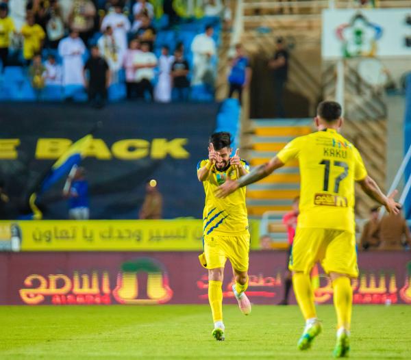 التعاون يقهر النصر