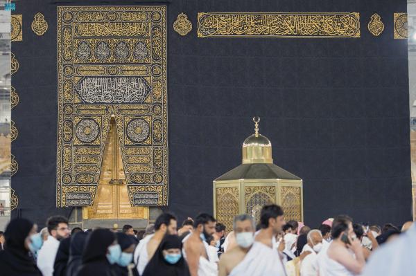 «الحج» تعلن طريقة إضافة التابعين للعمرة