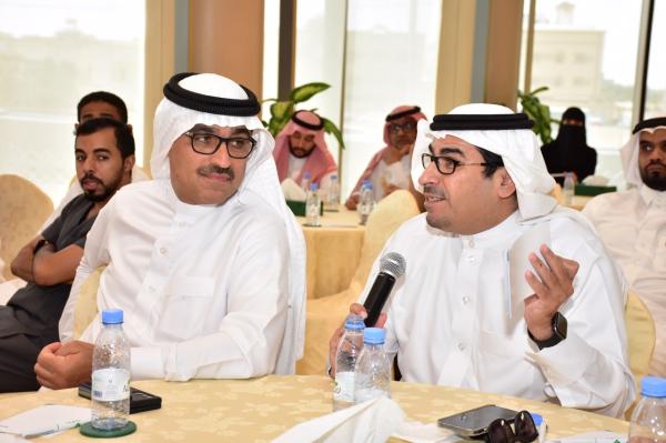 إحدى المداخلات في الورشة