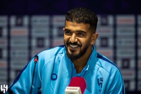 المعيوف يشدد على أهمية مواجهة الزمالك