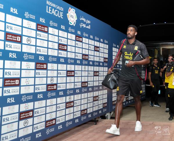 شراحيلي يربك الاتحاد