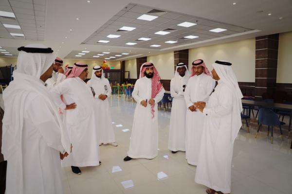 متابعة استعدادات رأس تنورة لليوم الوطني