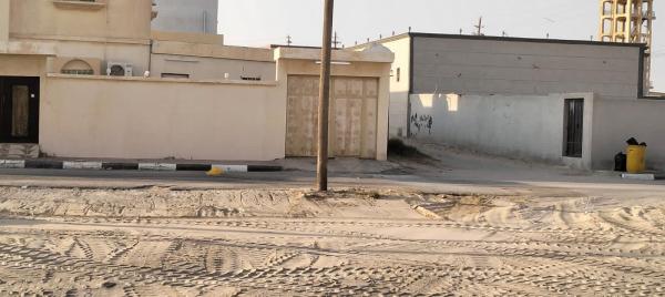 رفع الحشائش والأتربة بأحياء مليجة