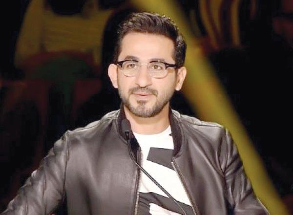 بعد غياب 20 عاما.. 'أحمد حلمي' يعود إلى المسرح
