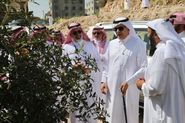 وزير البيئة يتفقّد عدداً من المشاريع والخدمات في الطائف
