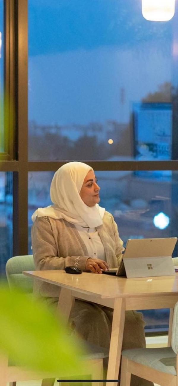 الأثاث المتناسق يضيف إلى المكان جمالا وأناقة