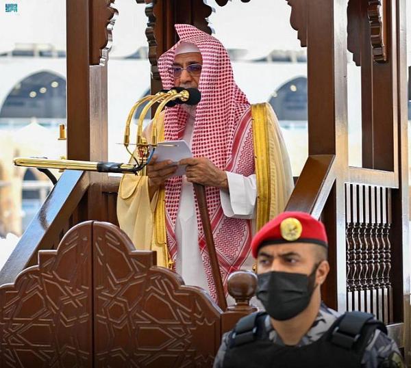 إمام المسجد الحرام: أعظم المواقف الواعظة إفاقة المحُتضر عند موته