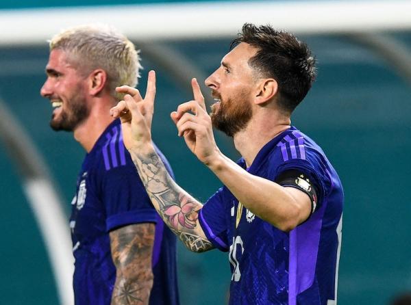 ميسي يقود الأرجنتين للفوز على هندوراس وديا في ميامي