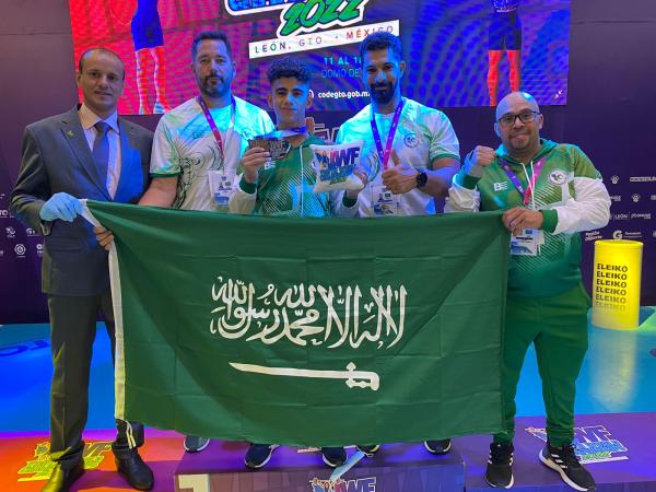 يتباهى بها الوطن14 إنجازا..
