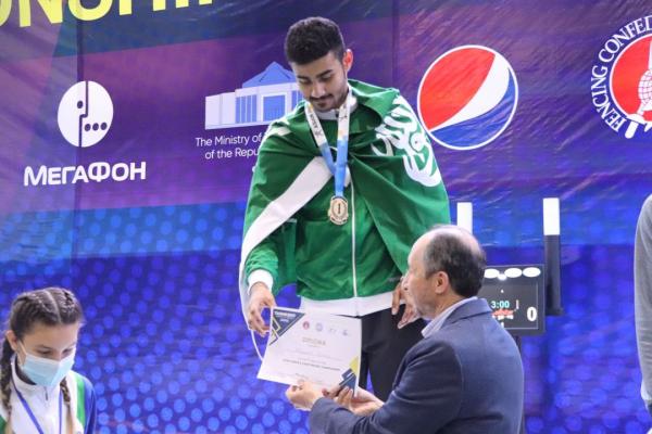 يتباهى بها الوطن14 إنجازا..