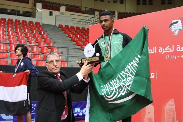 يتباهى بها الوطن14 إنجازا..