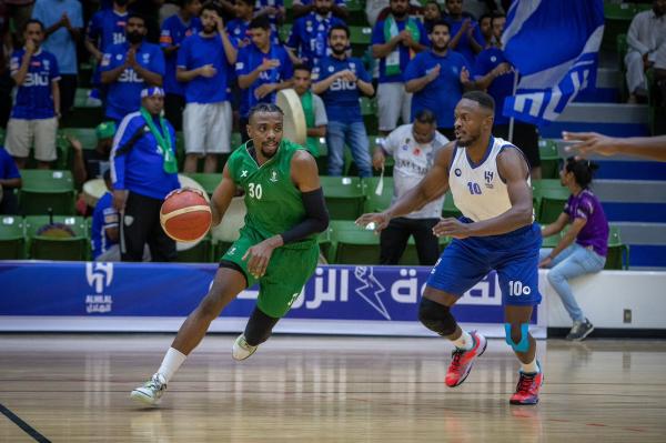  الاهلي عاد من الرياض بفوز كبير على مستضيفه الهلال