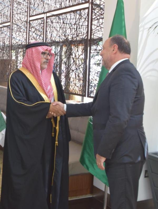 سفارة المملكة في أيرلندا تحتفل بمناسبة اليوم الوطني