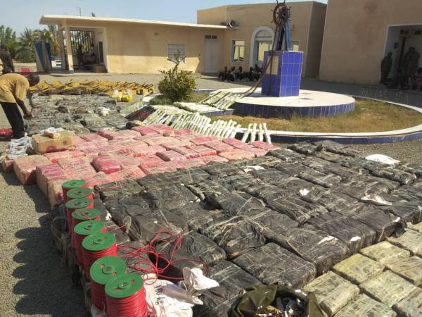 ضبط أسلحة وذخيرة بالمياه الإقليمية في السودان