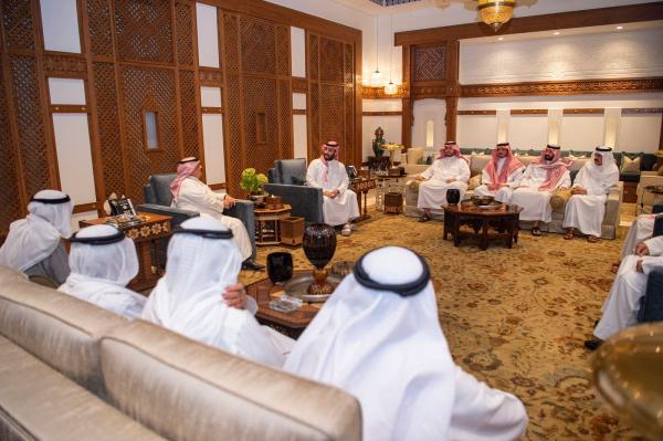 ولي العهد يستقبل ملك مملكة البحرين