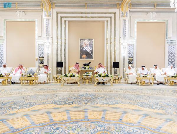 خادم الحرمين يستقبل ملك البحرين
