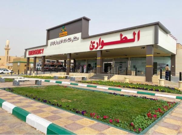 نجاح عملية فتق بطني نادر لمريضة في حفر الباطن