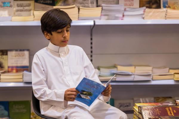 الأطفال.. ضيوف فوق العادة في «كتاب الرياض»
