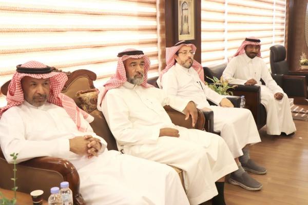 الأحساء.. تكريم 30 معلما متميزا في اليوم العالمي