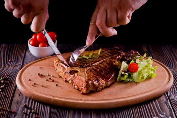 دراسة : الاستهلاك المرتفع للحوم يهدد الأمن الغذائي العالمي