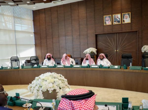 «هيئة الأوقاف» تناقش منتج الصندوق الوقفي الذكي